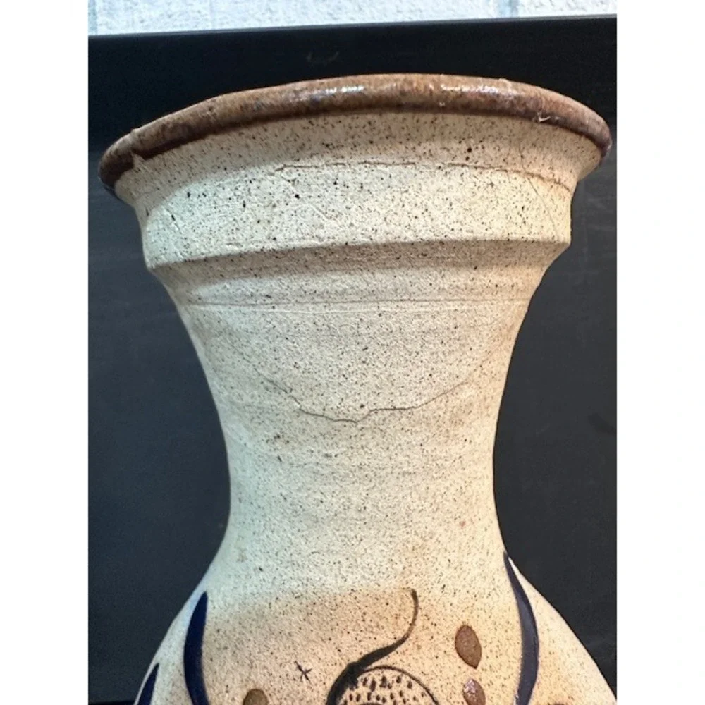 Vintage Mexican Folk Art Pottery Vase Bird Floral‎ Cancun Signed Stoneware 10.5